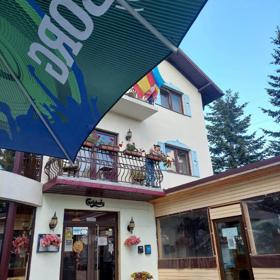 Pensiunea Boema Ploiesti Ploieşti Exterior foto