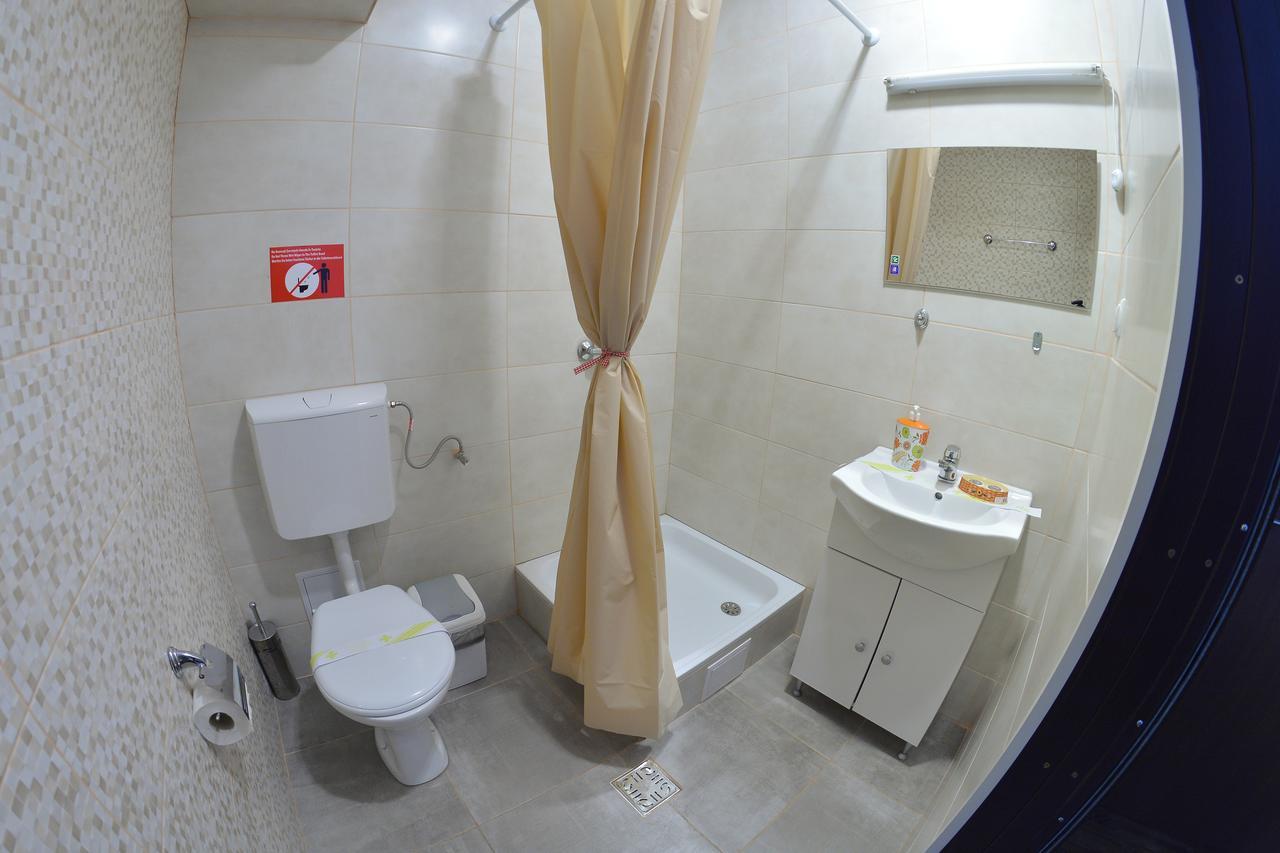 Pensiunea Boema Ploiesti Ploieşti Exterior foto